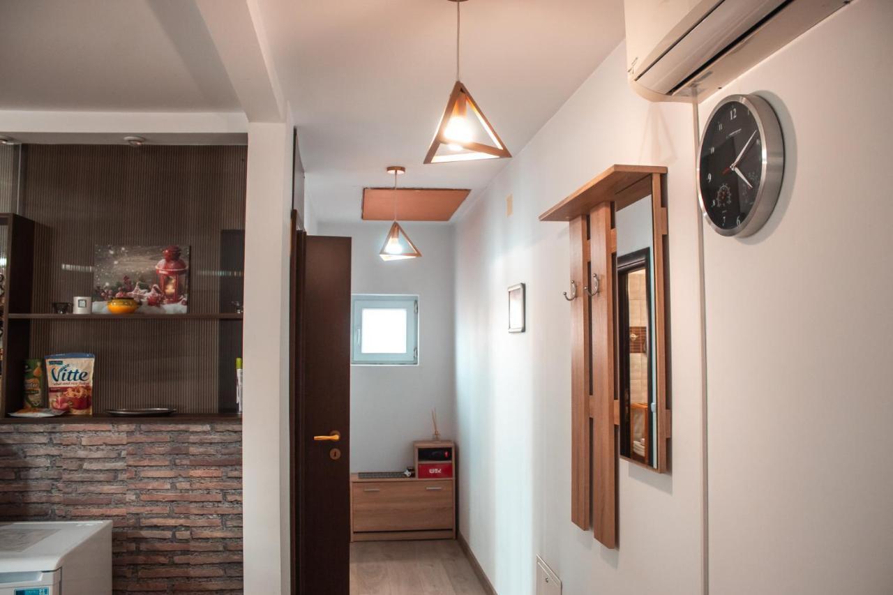 Villa 38 Silviu Apartment Бухарест Экстерьер фото